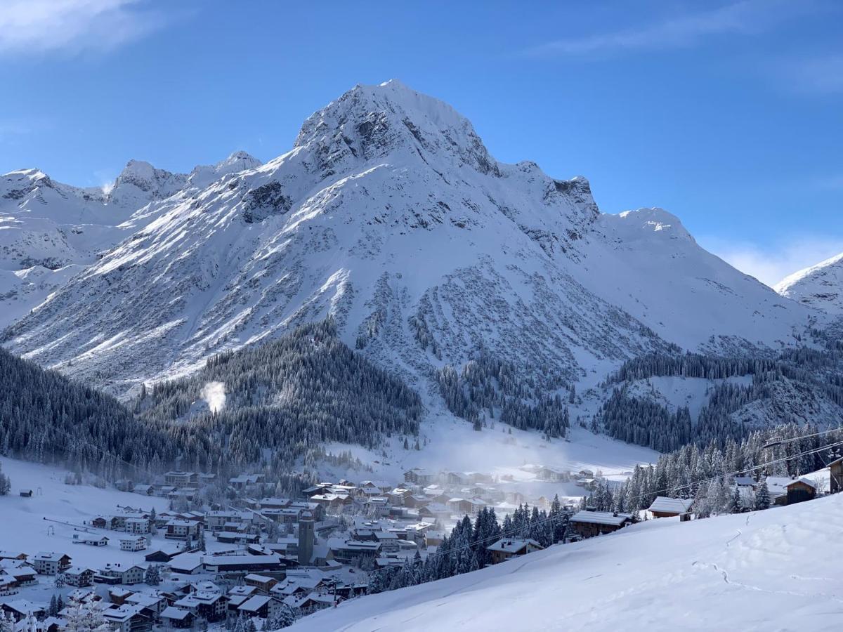 Hotel & Chalet Montana Lech am Arlberg Exterior photo